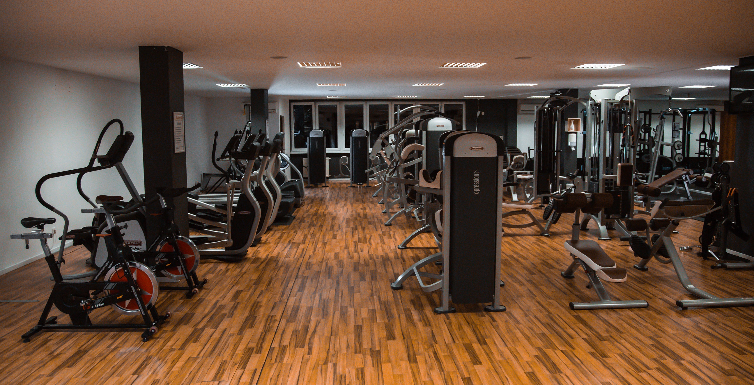SmartFIT FITNESS CLUB