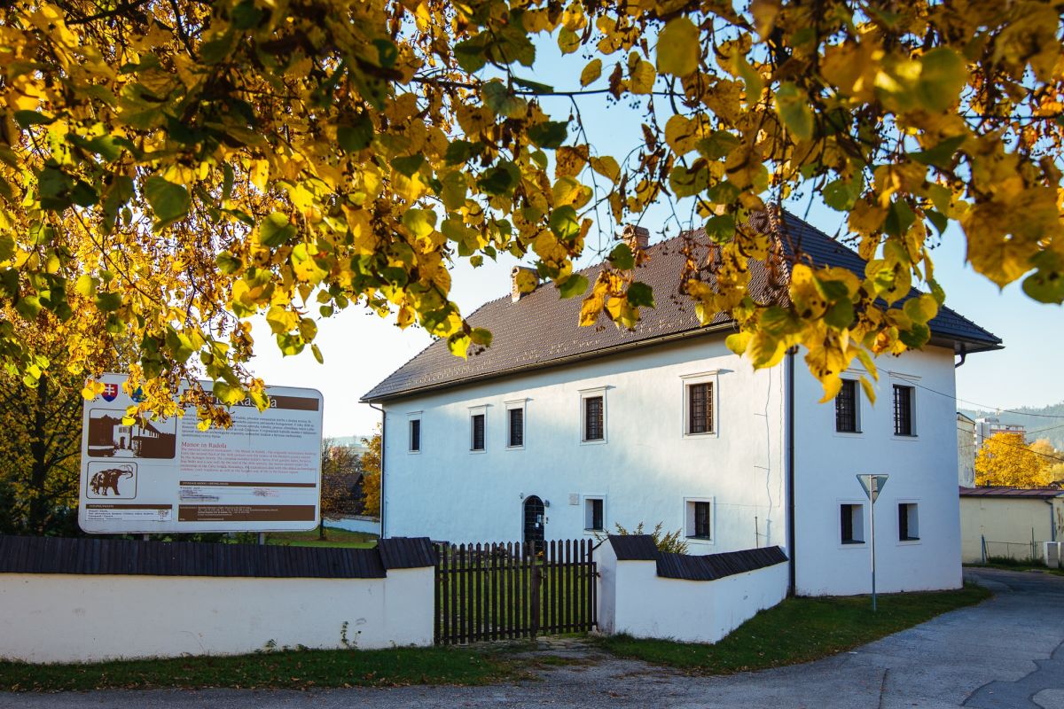 Kaštieľ Radoľa