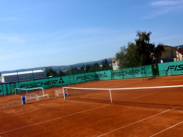 SPORT PALACE PEZINOK