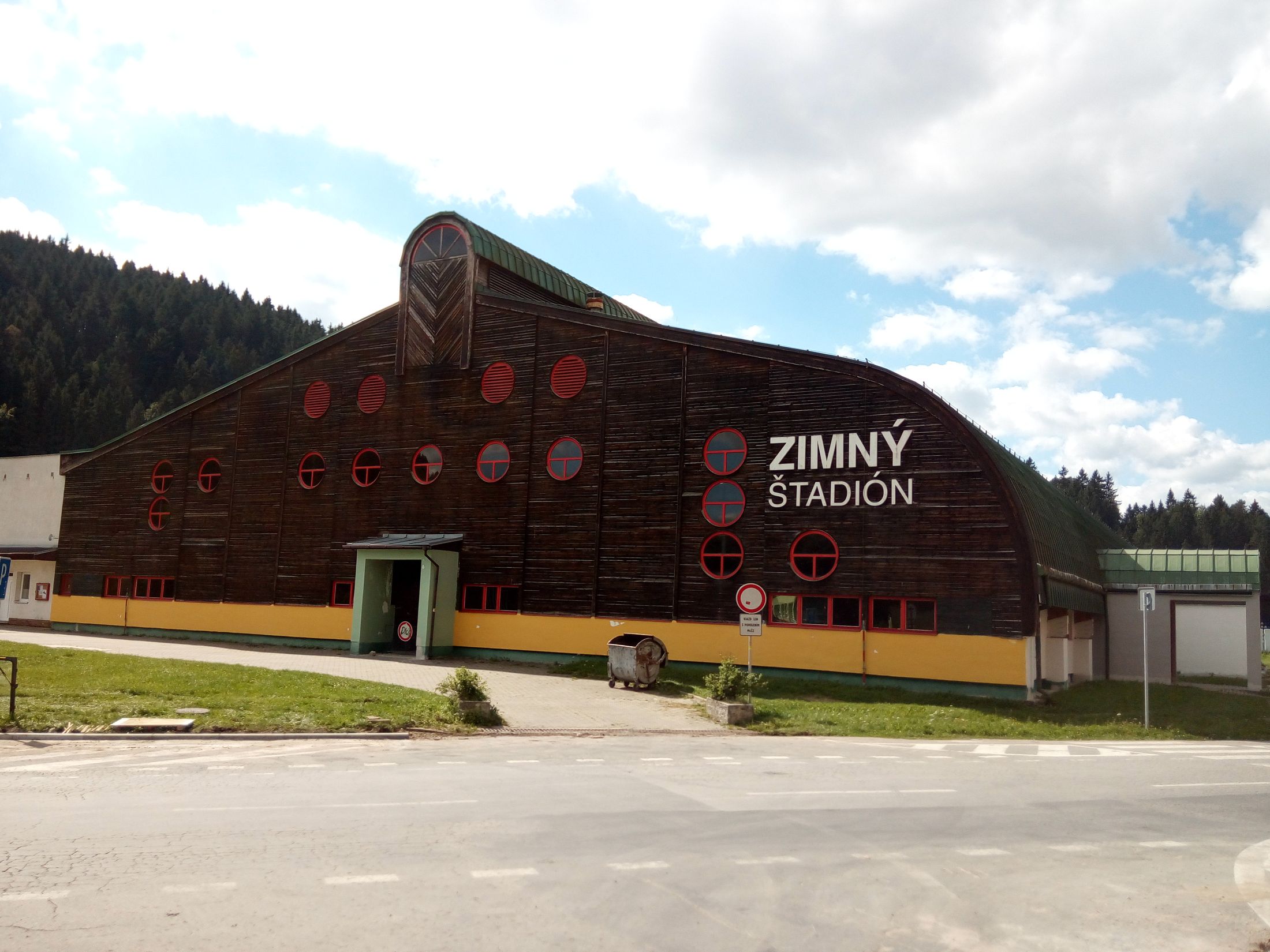 Zimný štadión Dolný Kubín