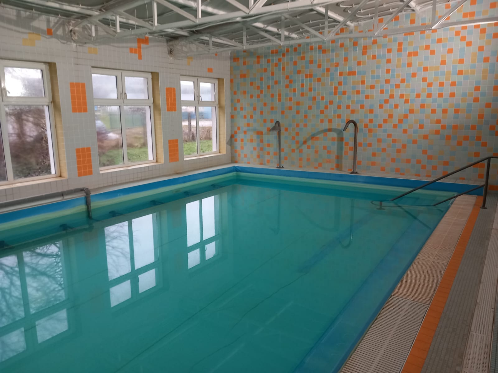 Krytá plaváreň Bánovce nad Bebravou