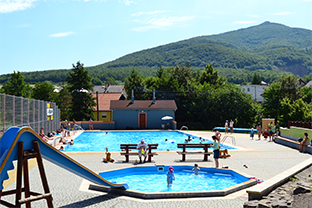 Športovo-rekreačný areál BARNOVA RIKA