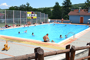 Športovo-rekreačný areál BARNOVA RIKA