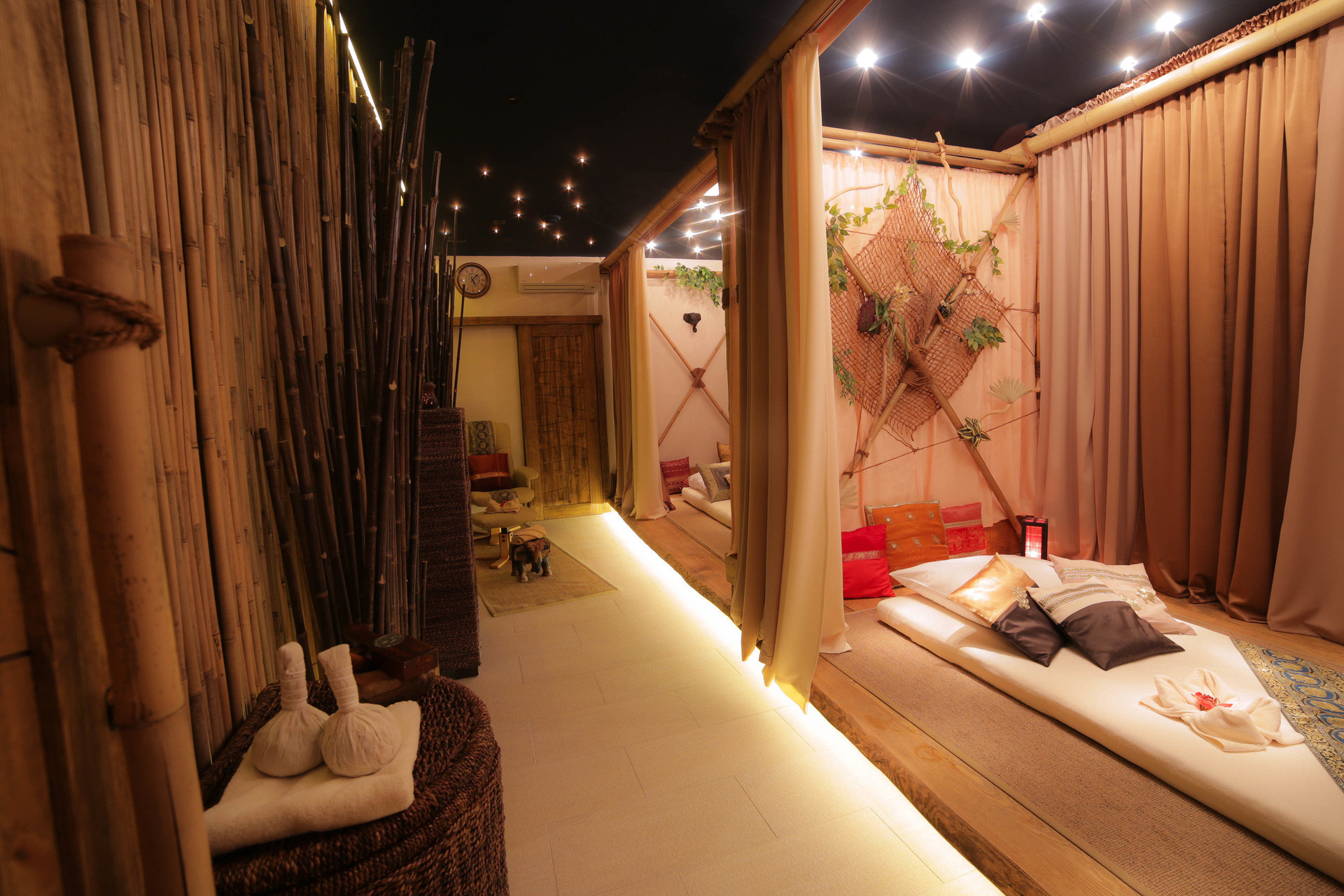 Thai Massage ESPLANADE **** Health Spa Hotel