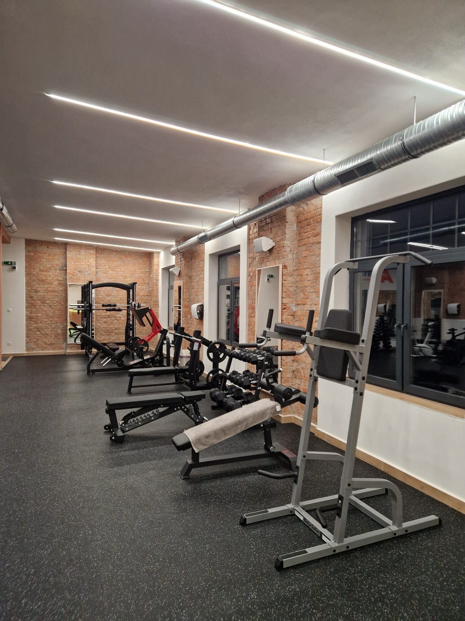 ATHENA fitness &amp; gym