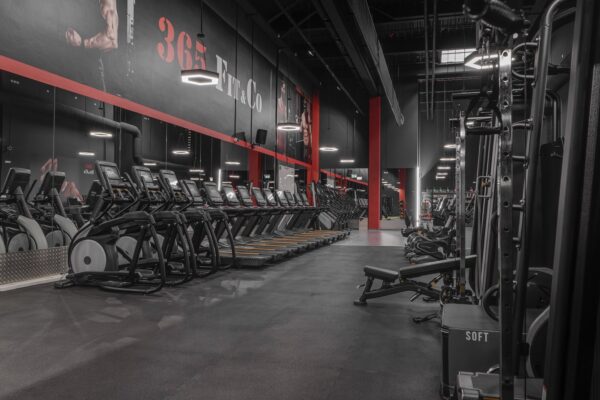 365 Fit&amp;Co Hyper Tesco Košice