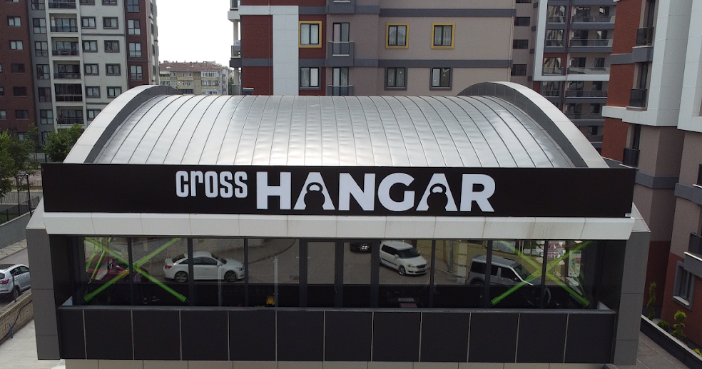 Cross Hangar