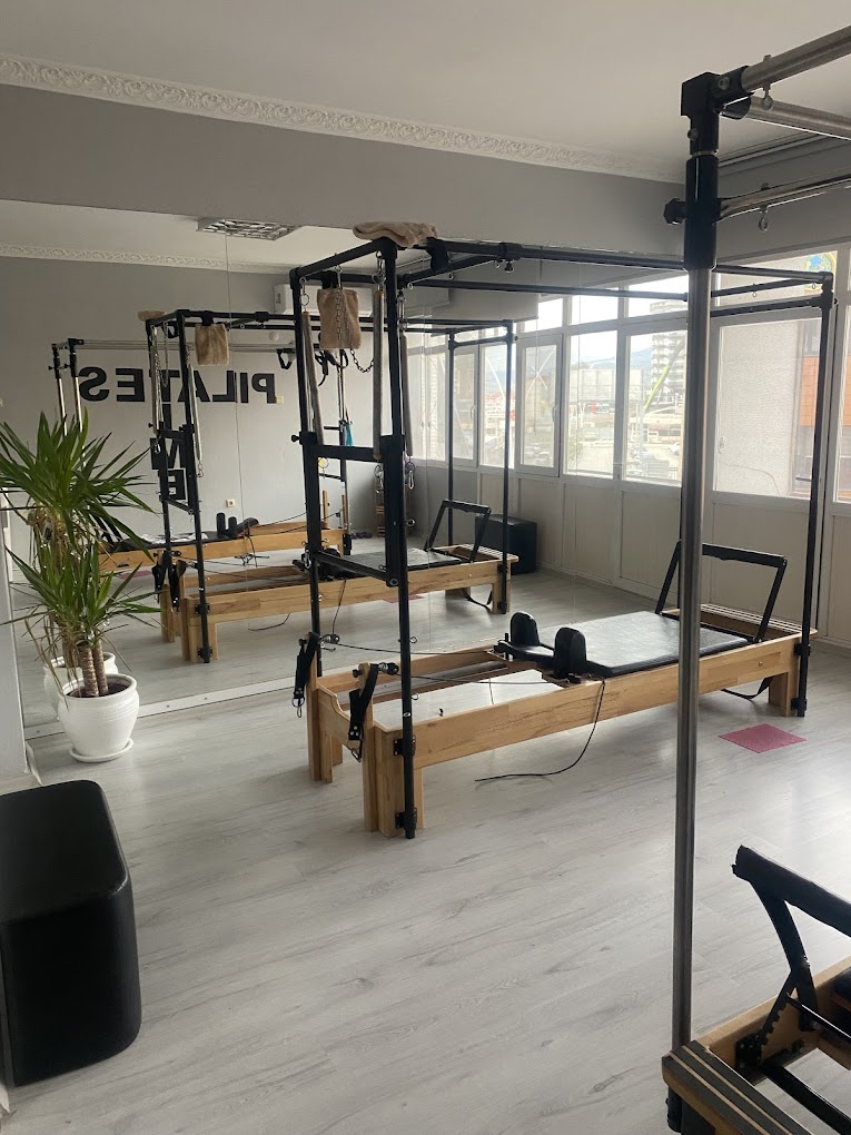 Bng Pilates Reformer Bayraklı