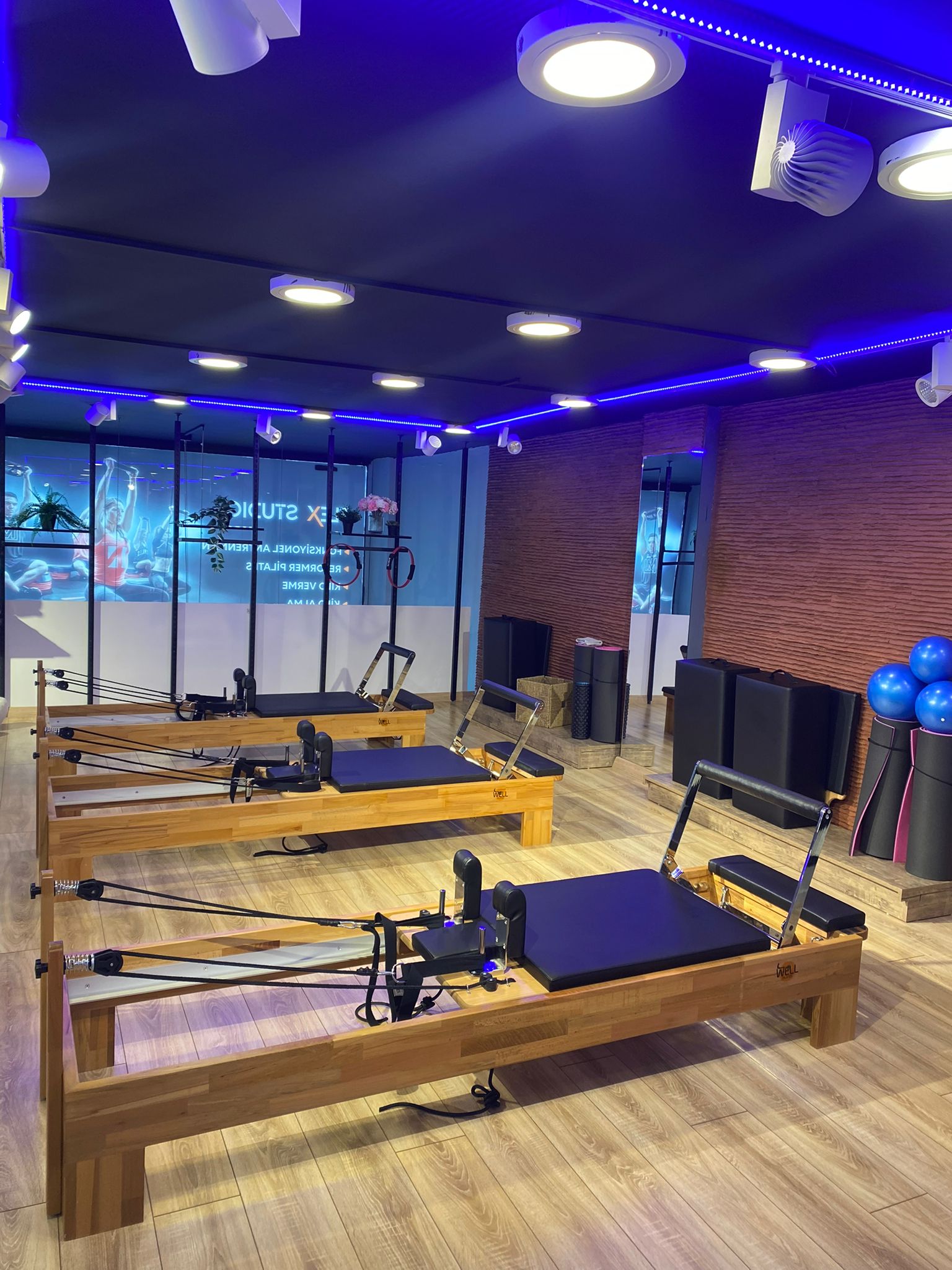 Flex Studio