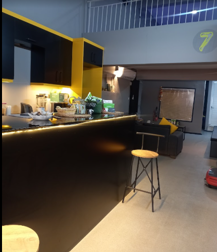 CLUB7 & CONTROL7 ZUMBA STUDIO