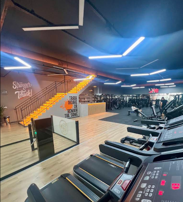 FITCLUB PLUS FITNESS-GYM - KICK BOKS- REFORMER-FONKSİYONEL ANTRENAN