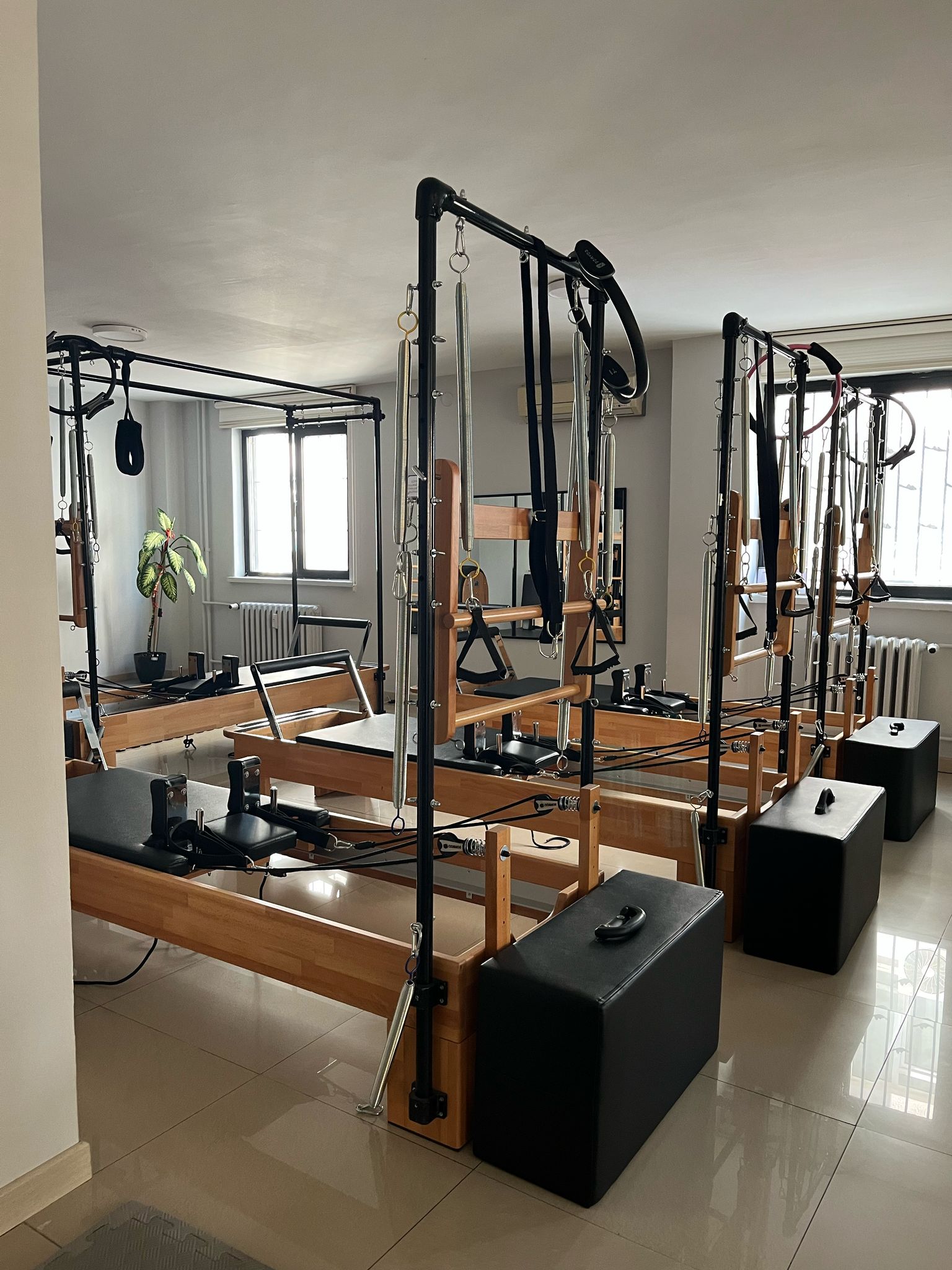 NESH PİLATES STÜDYO