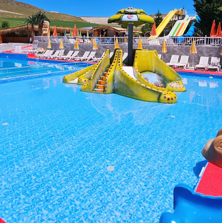 Aqua Vegas Yüzme Havuzu