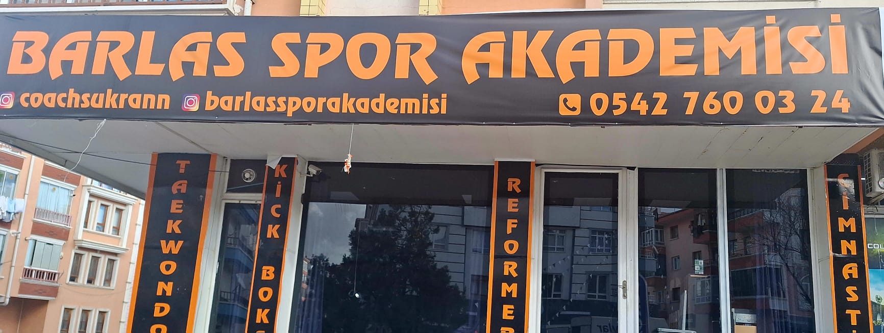 Coach Şükran Barlas Spor Akademisi - Logo