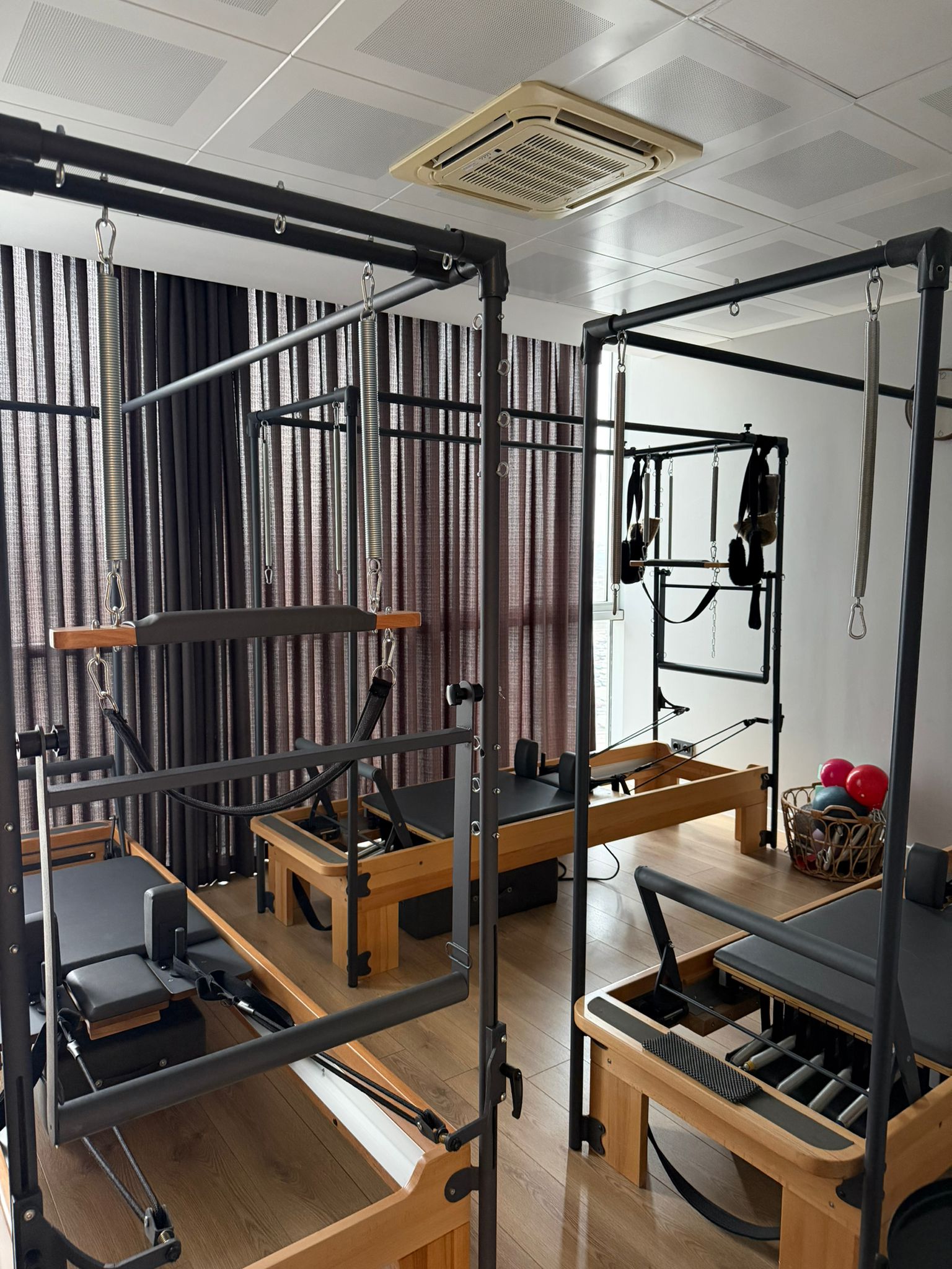 Fizyobee Pilates Stüdyosu - Logo