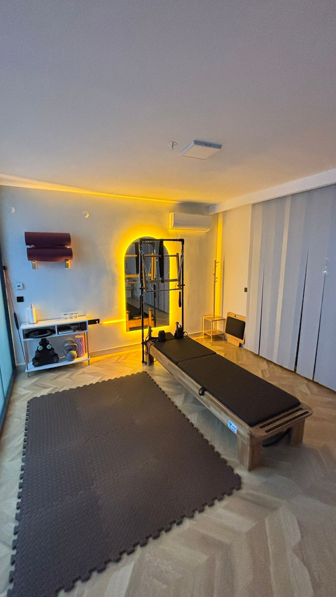 Feyza Nur AKTAŞ Pilates Sudio - Logo