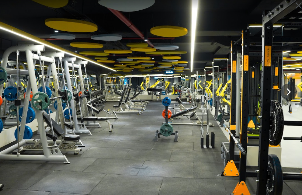Wom Sports Club