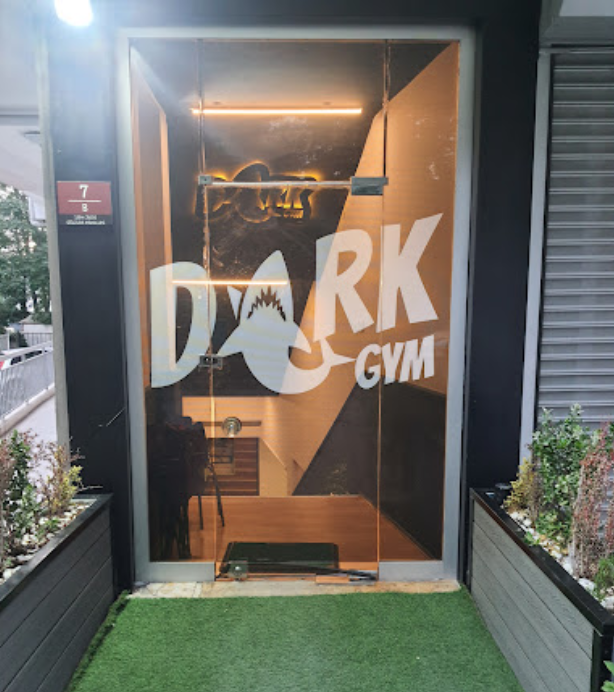 Dark Gym PT